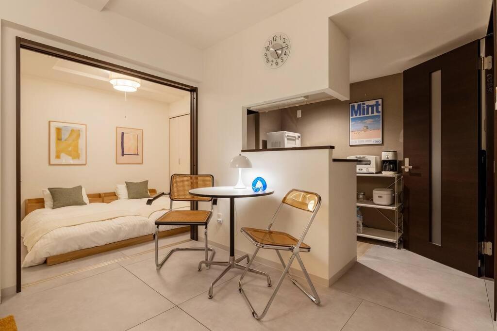 Cozy East Apartment *